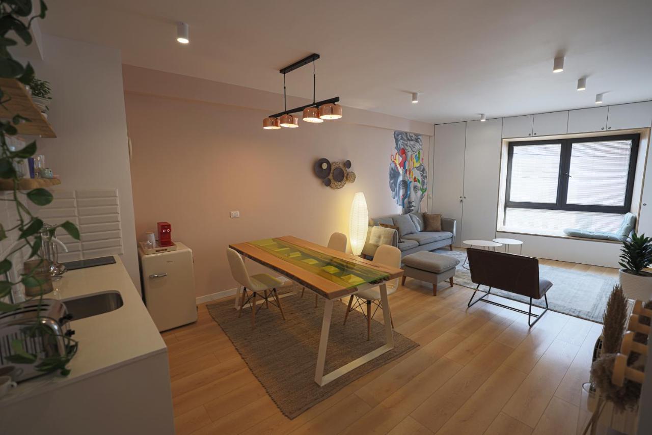 Apollo Apartment By Holistay Tirana Zewnętrze zdjęcie