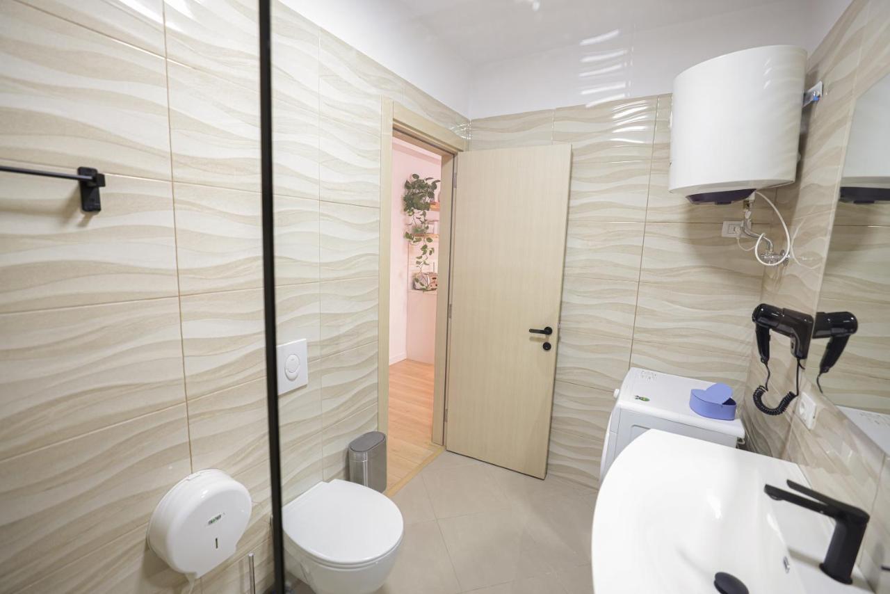 Apollo Apartment By Holistay Tirana Zewnętrze zdjęcie